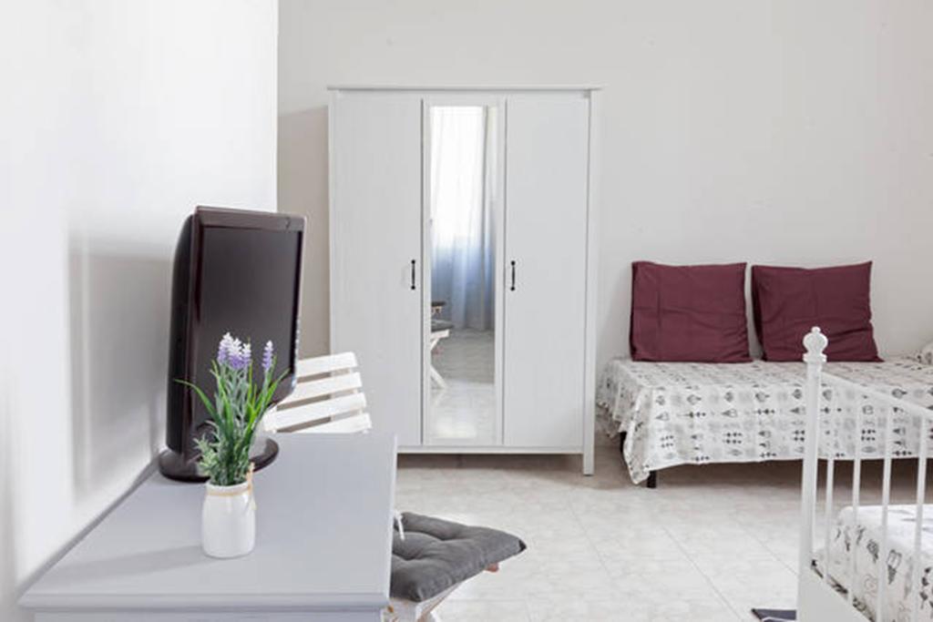 Domus Merulana Bed And Breakfast Roma Habitación foto